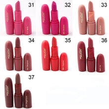 Load image into Gallery viewer, Matte Lipstick 33