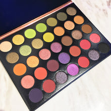 Load image into Gallery viewer, Beauty Glazed New Natural 35 Color Eyeshadow Palete